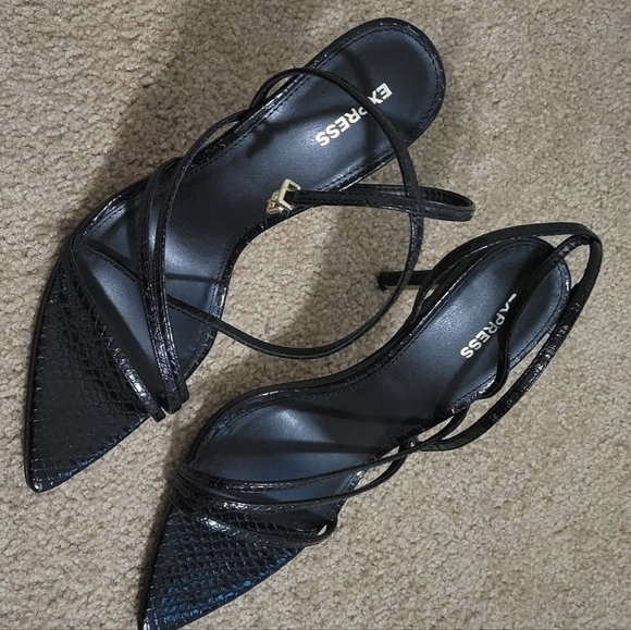 Shoes - Picture 2 of 3